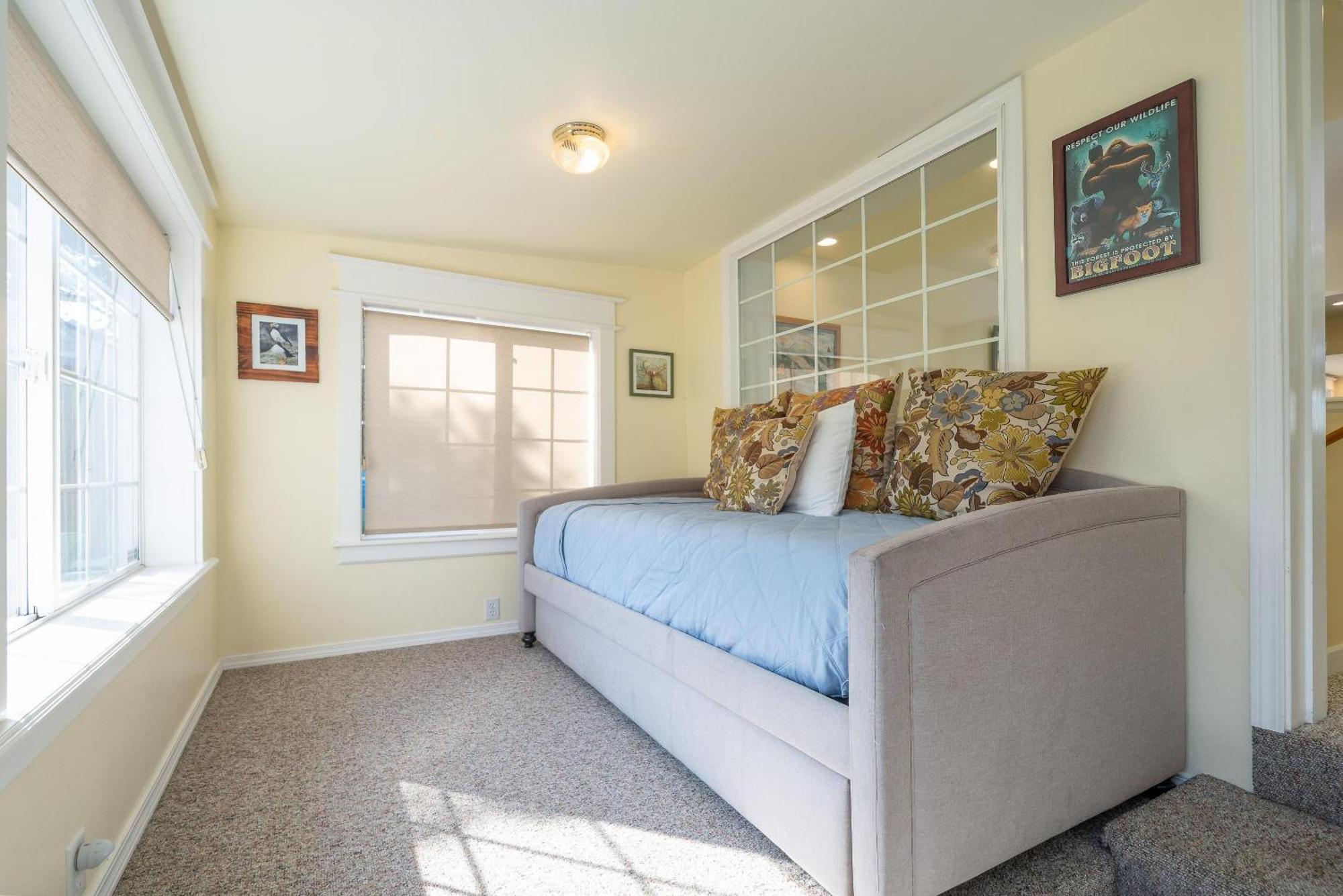Nyevana Beach House Newport Bagian luar foto