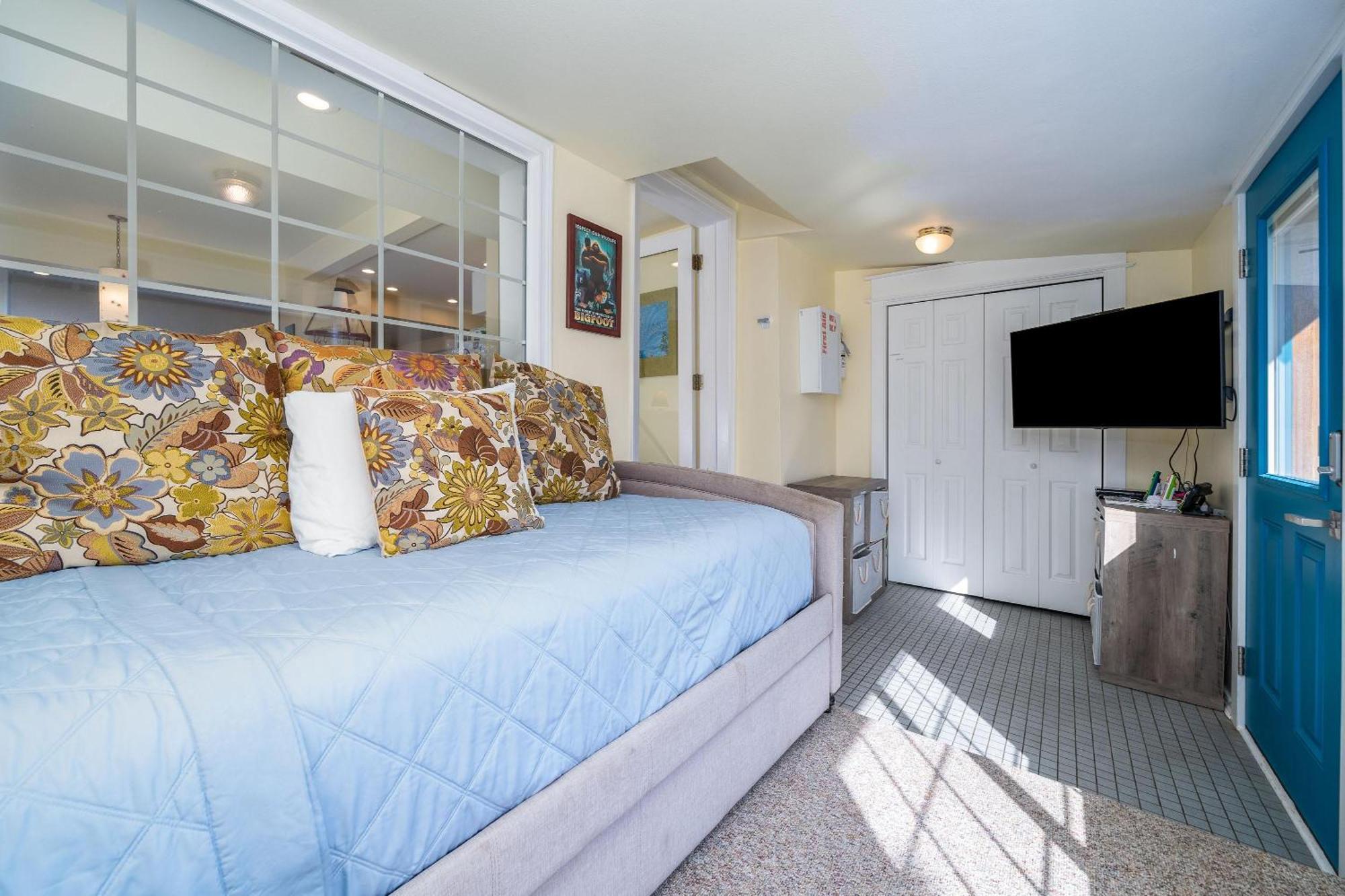 Nyevana Beach House Newport Bagian luar foto